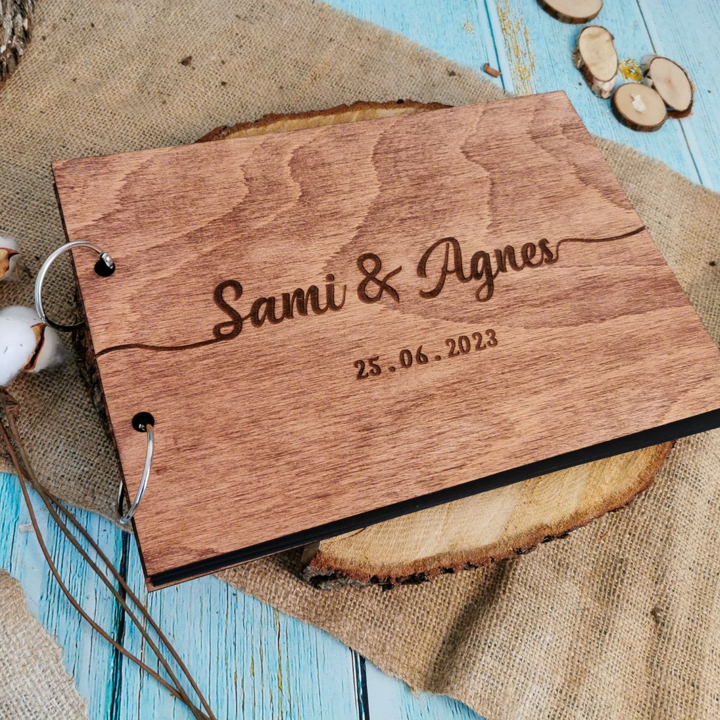 Album Foto GuestBook Nunta HH1639 Model Nume Personalizat din lemn 30 x 21 cm