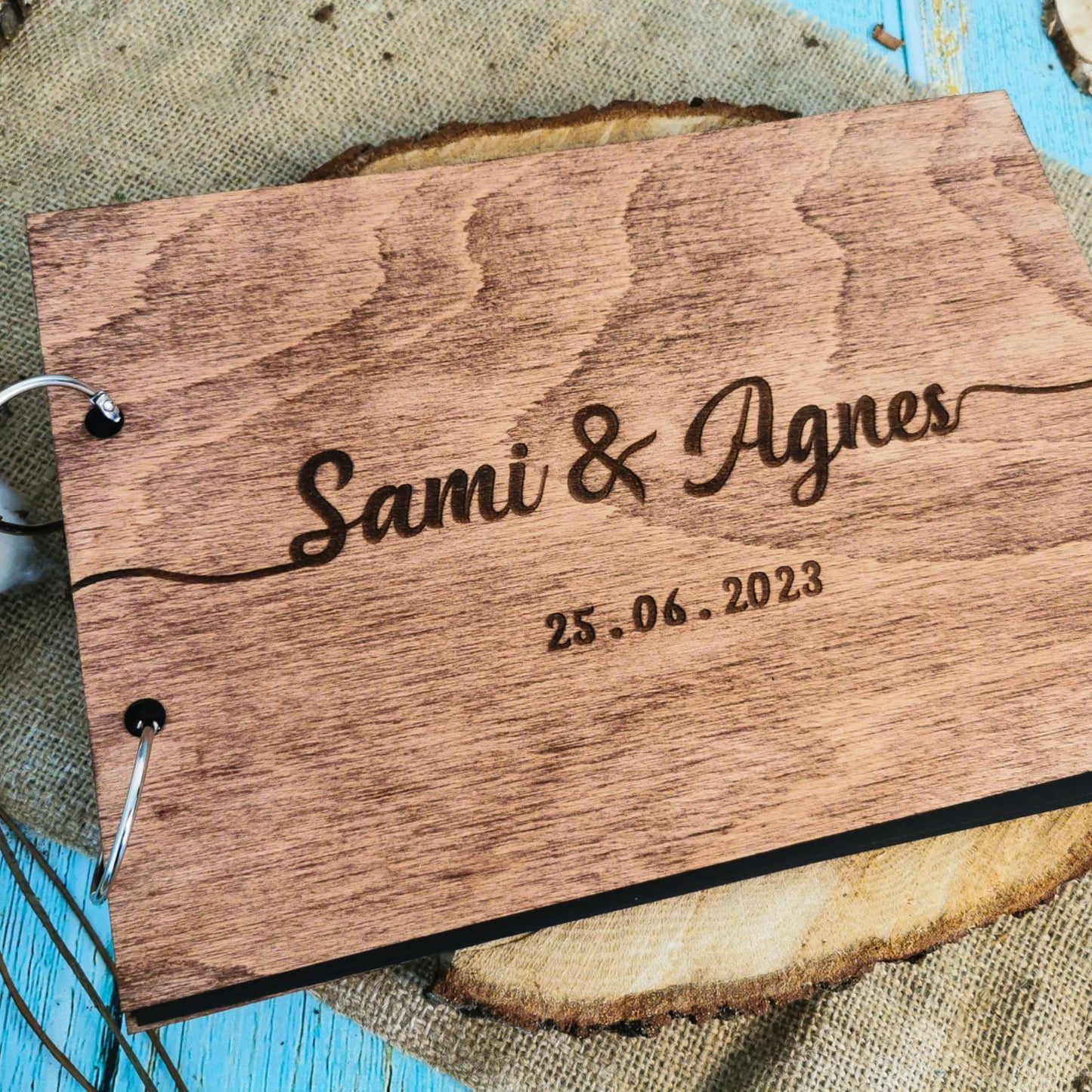 Album Foto GuestBook Nunta HH1639 Model Nume Personalizat din lemn 30 x 21 cm
