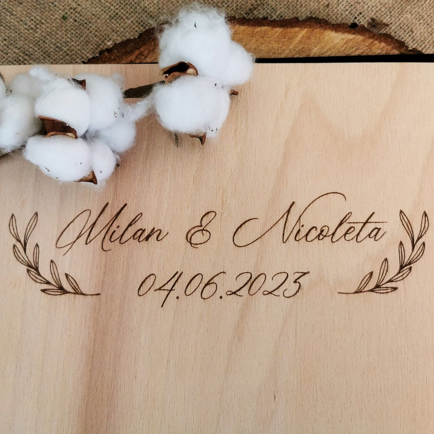 Album Foto GuestBook Nunta HH1640 Model Frunze Personalizat din lemn 30 x 21 cm