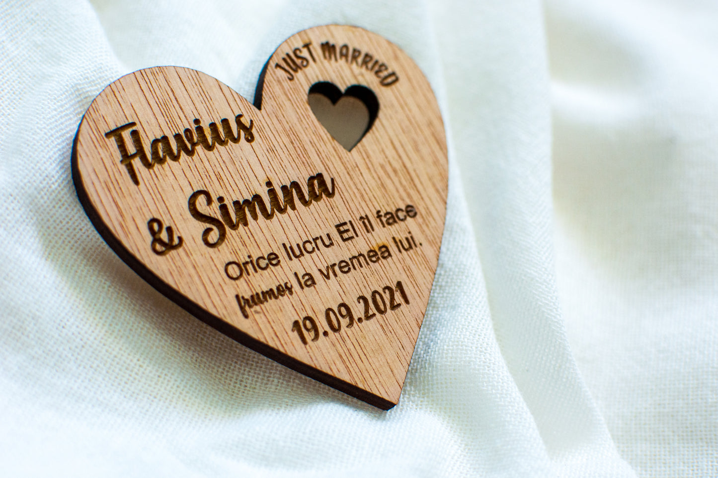 Set 10 bucati Marturie Aranjament HH6722 de masa Personalizata din lemn Nunta Just Married Proaspat Casatoriti Inima