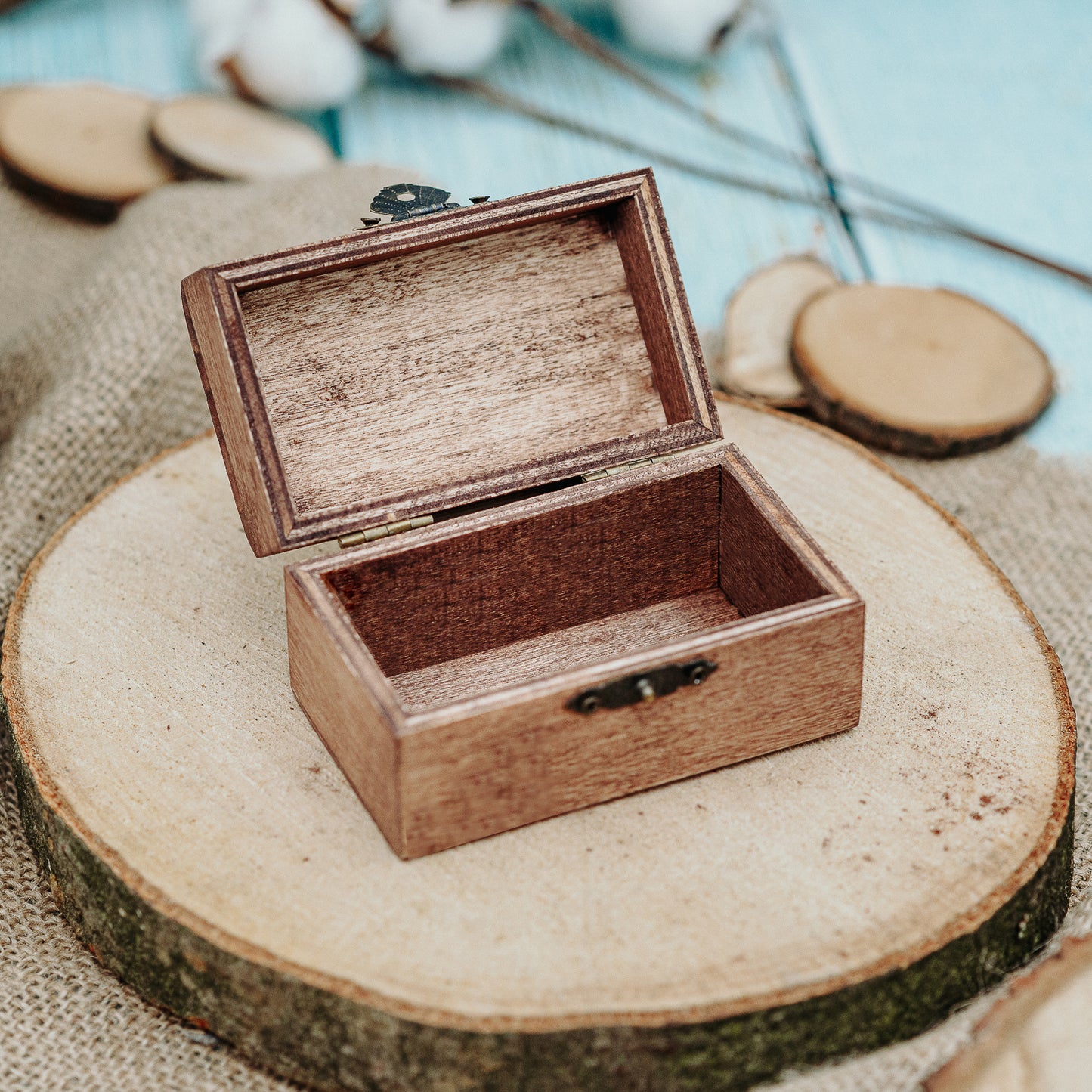 Cutie din lemn Dreptunghiulara HH982 Personalizata cu Accesoriu de Inchidere 9x5.5 cm