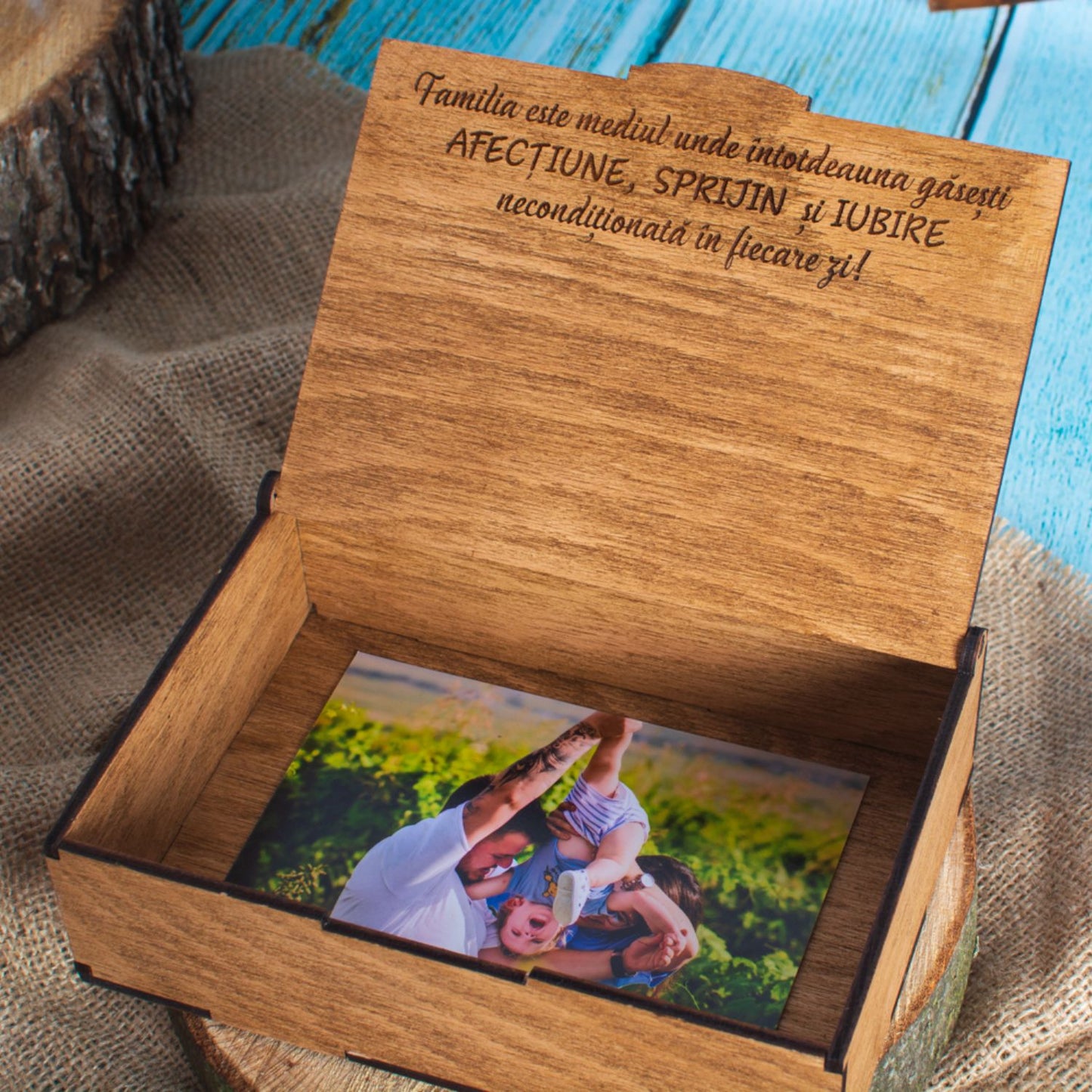 Cutie Personalizata din Lemn HH1552 pentru Poze 16x11x5 cm