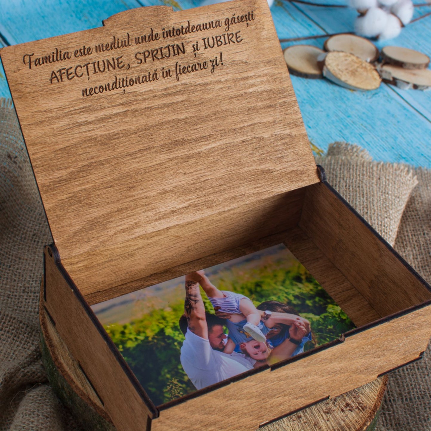 Cutie Personalizata din Lemn HH1552 pentru Poze 16x11x5 cm