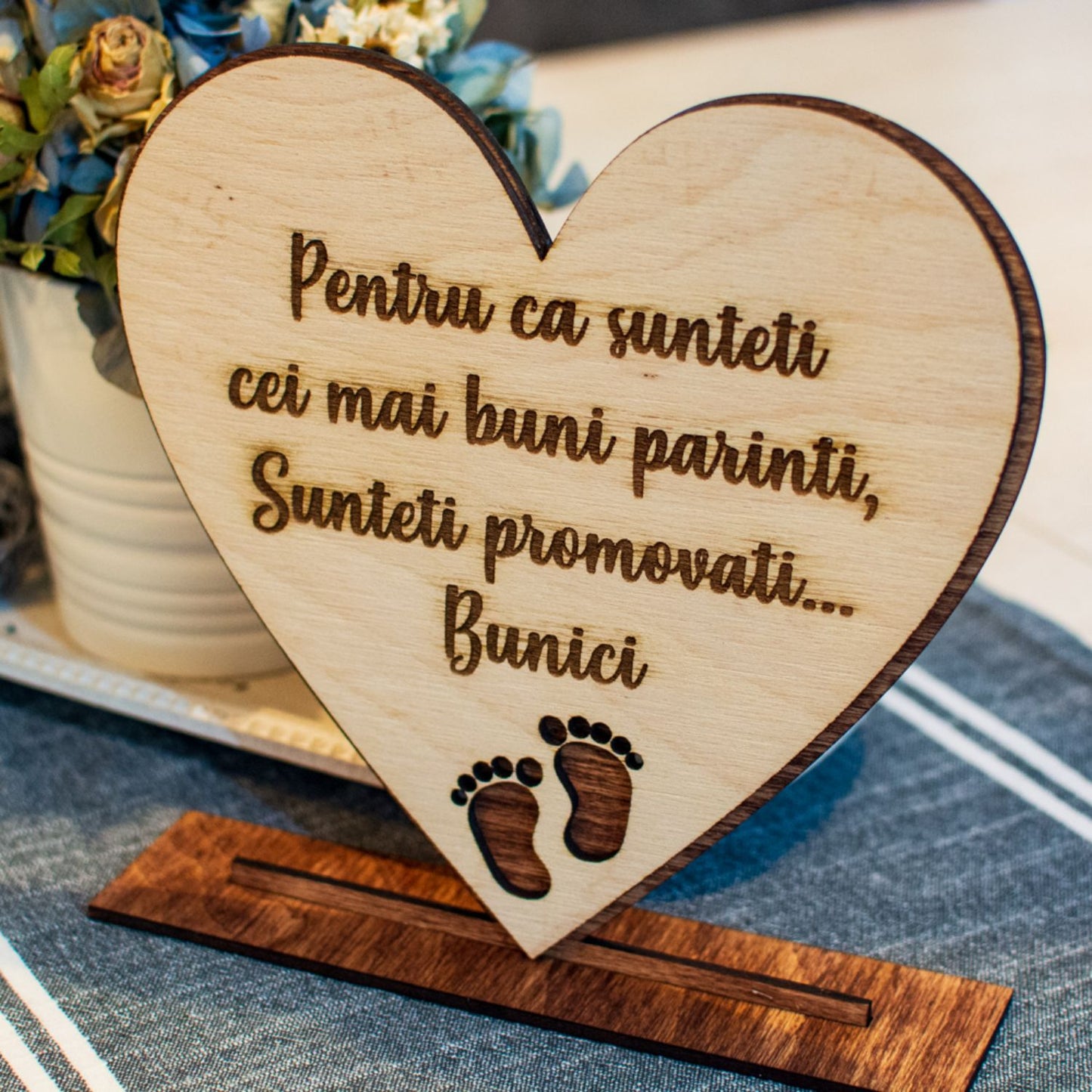 Placuta Personalizabila Anunt promovati Bunici HH1556 din lemn 22x22 cm
