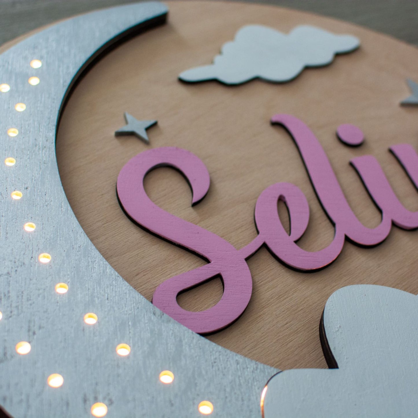 Lampa led din lemn Luna cu Nume Personalizat HH1572 46x46 cm