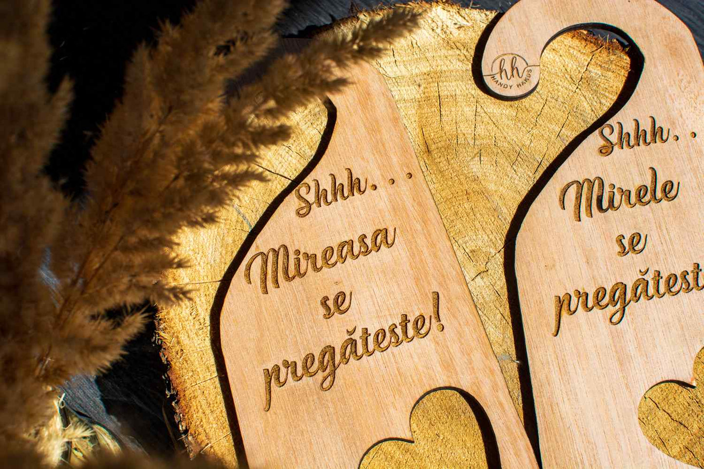 Set 2 Agatatoare HH677 Decor usa din lemn Personalizat Mire si Mireasa