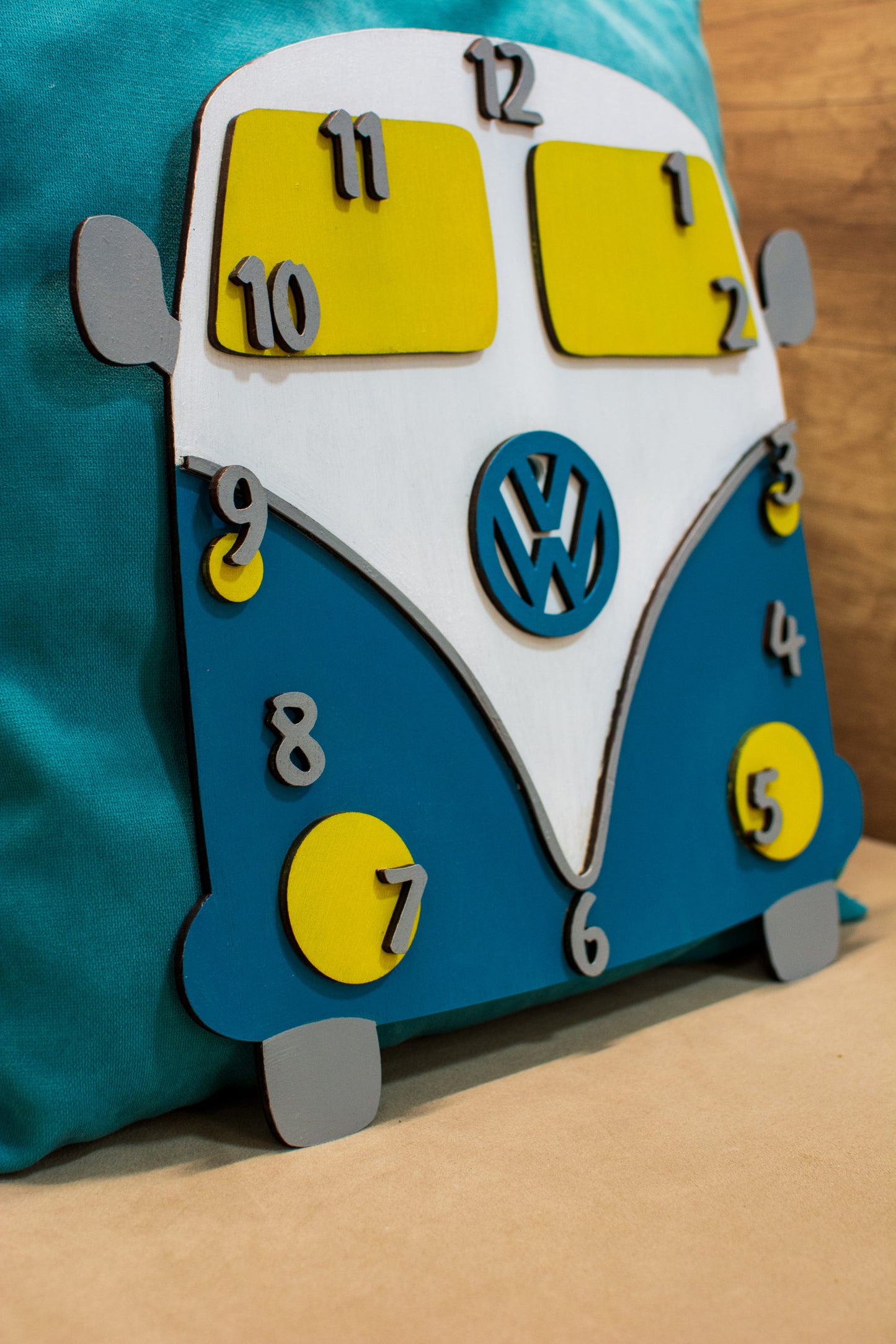 Ceas Personalizabil de lemn decorativ masina VW