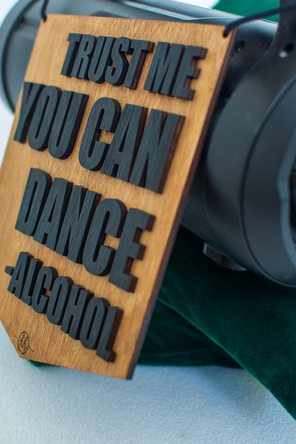 Decor Personalizat din lemn HH627 Petrecere catre Ringul de Dans