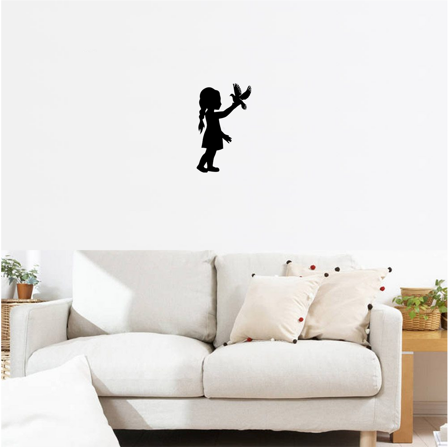 Decor perete Fetita cu Porumbel HH692 din lemn