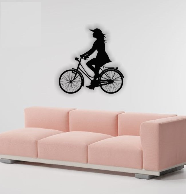 Decor perete Personalizabil Doamna pe Bicicleta HHH242 din lemn