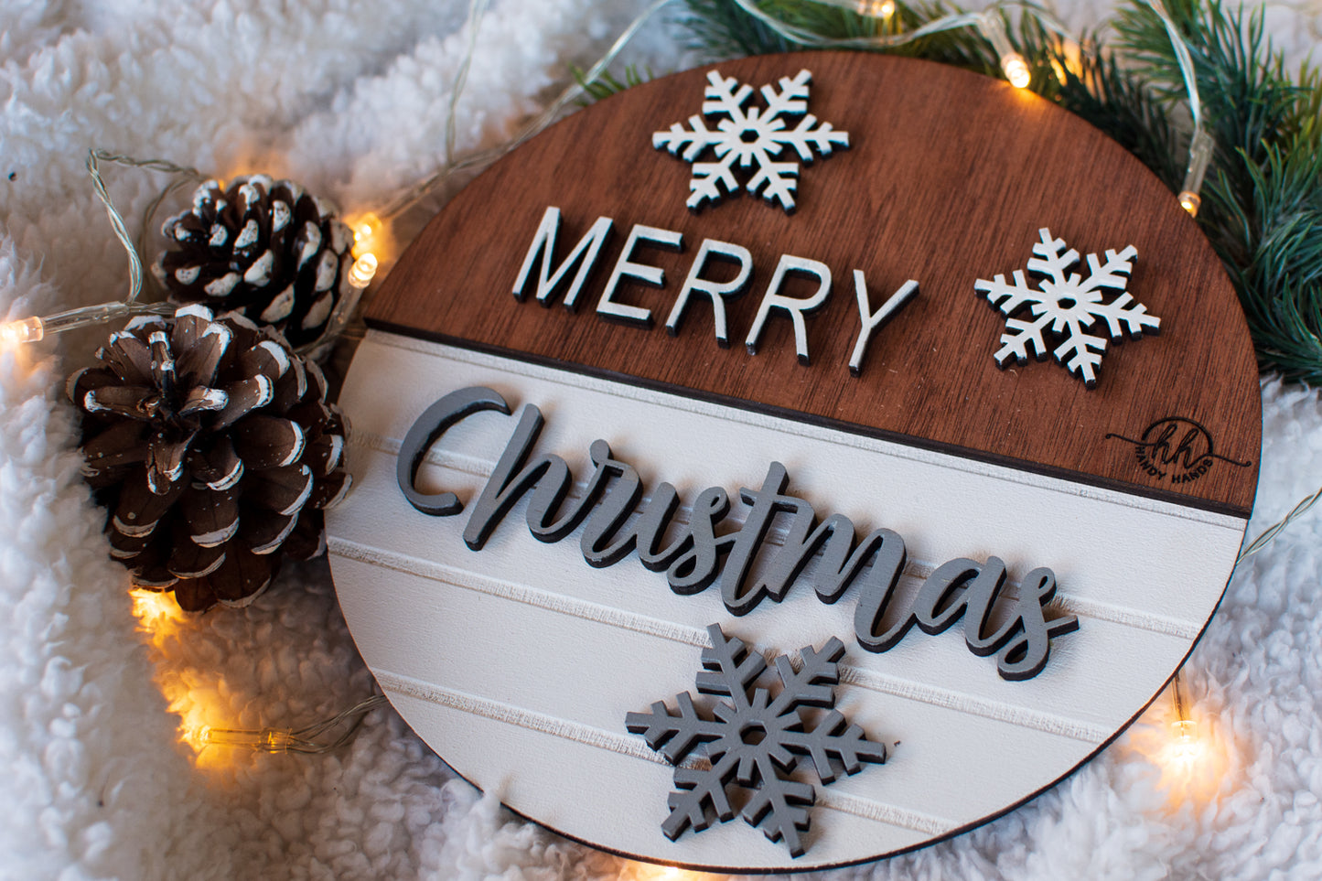 Decor perete usa de Craciun HH924 din lemn Merry Christmas Fulgi de nea