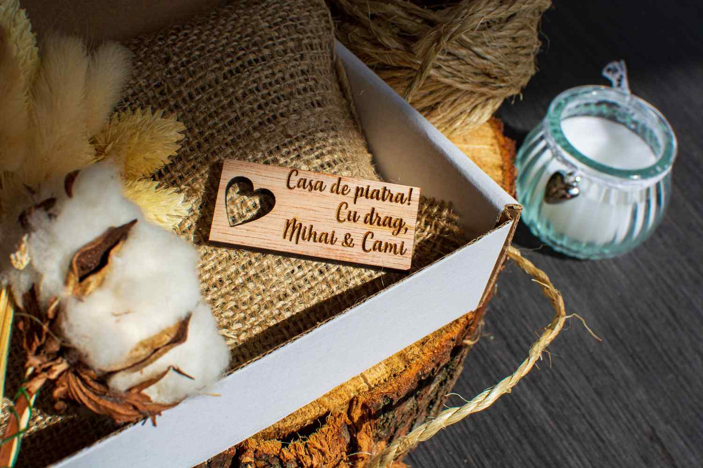 Felicitare din lemn HH679 Personalizata pentru Impachetarea Cadoului