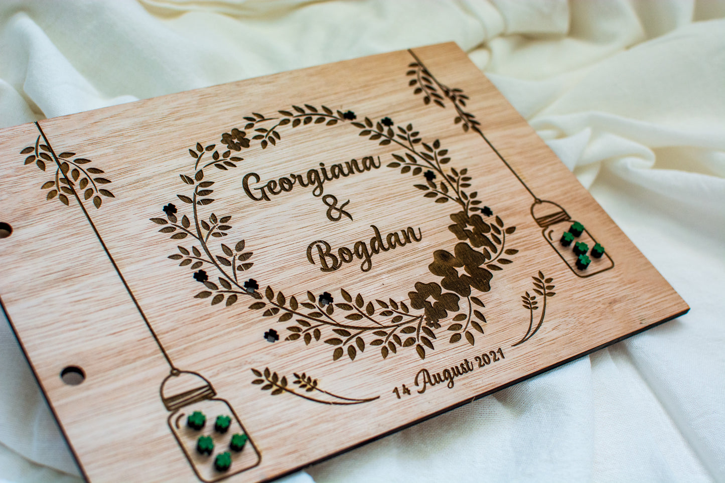 Album Foto de Nunta Personalizat din lemn GuestBook Felinar 30x21 cm