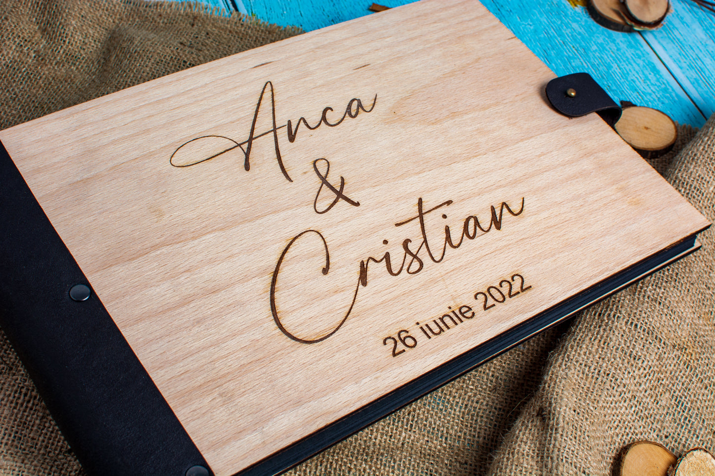 GuestBook Album foto Premium din lemn HH1578 Personalizat cu margine de Piele dimensiune A4