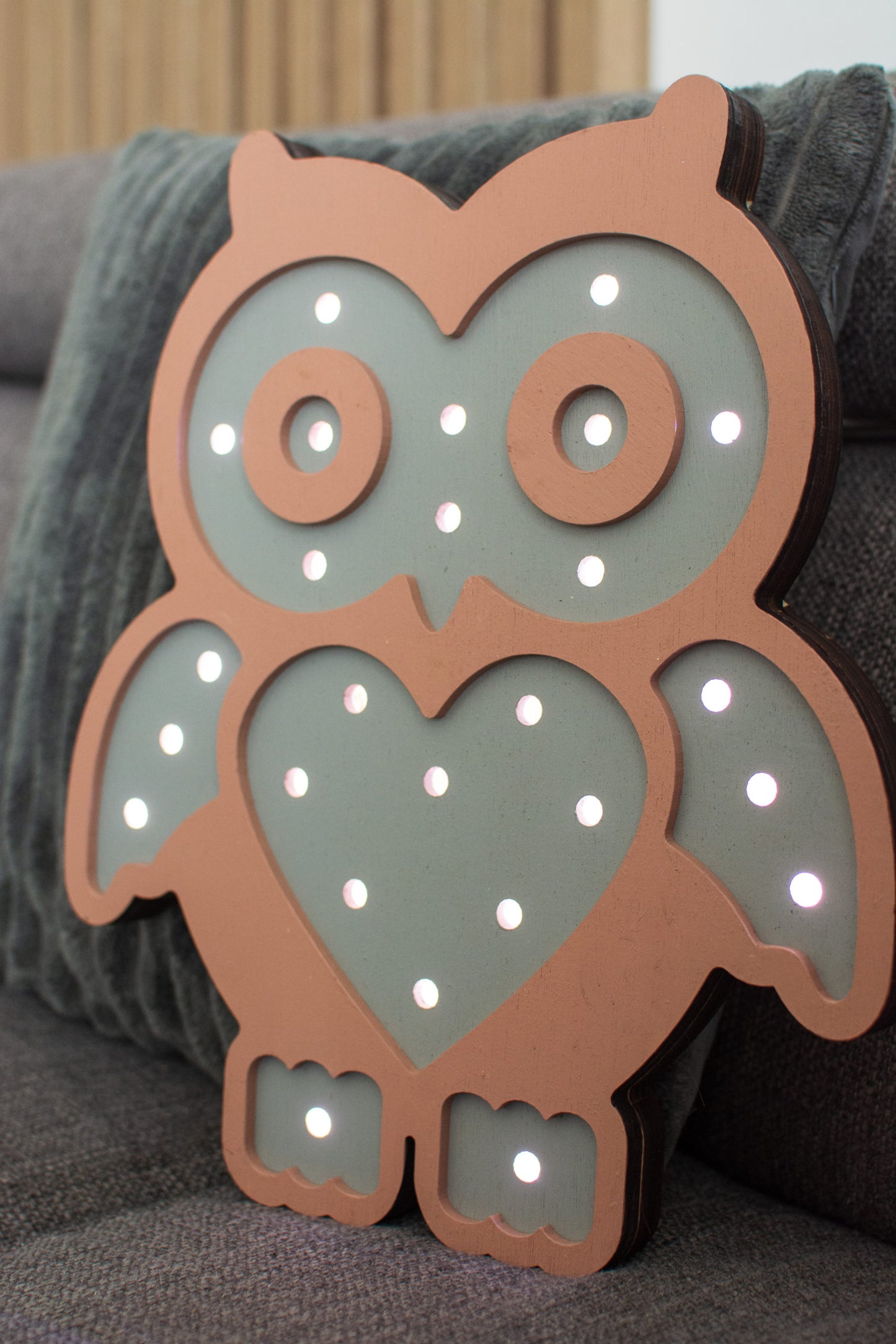 Lampa Personalizabila, HandyHands, din lemn Bufnita Vesela