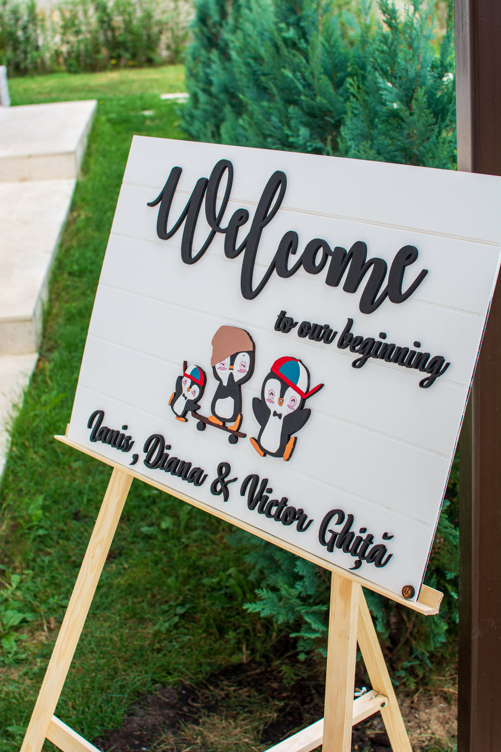 Panou Personalizat din lemn HH628 Intampinare Invitati Nunta Botez Eveniment Pinguini