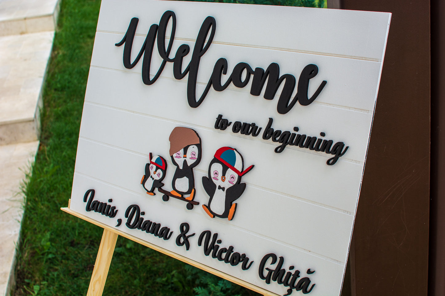 Panou Personalizat din lemn HH628 Intampinare Invitati Nunta Botez Eveniment Pinguini