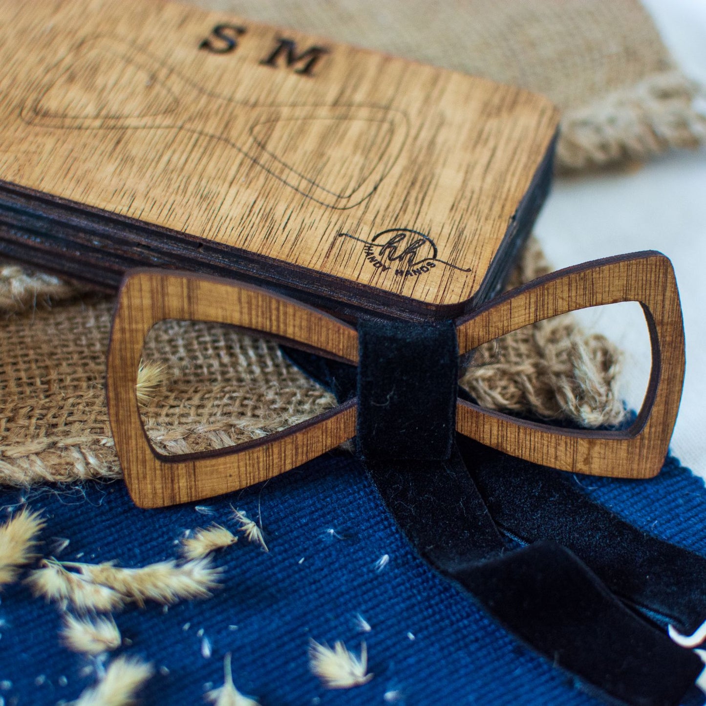 Papion din Lemn HH276, Handmade, in Cutie Premium Personalizata