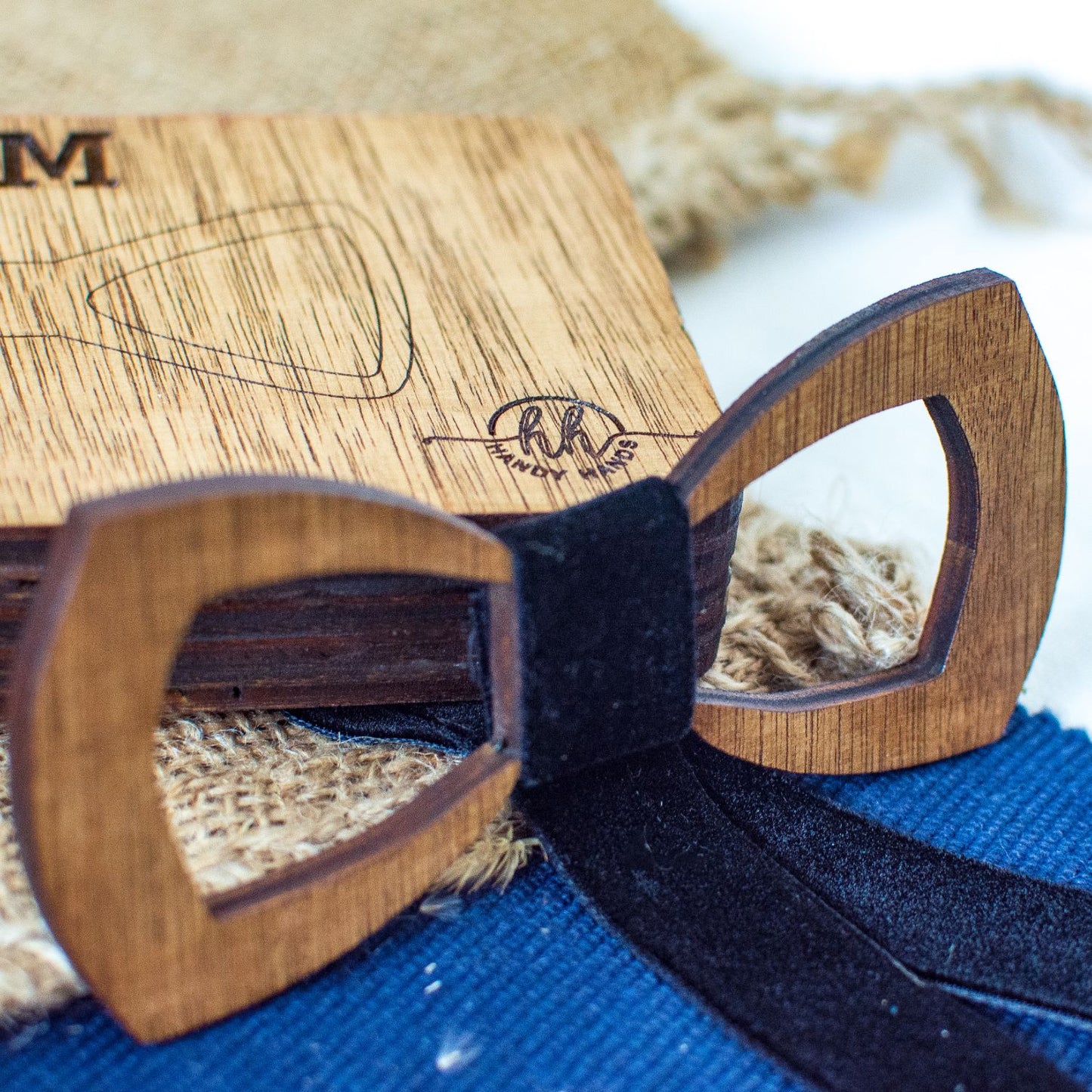 Papion din Lemn HH284, Handmade, in Cutie Premium Personalizata