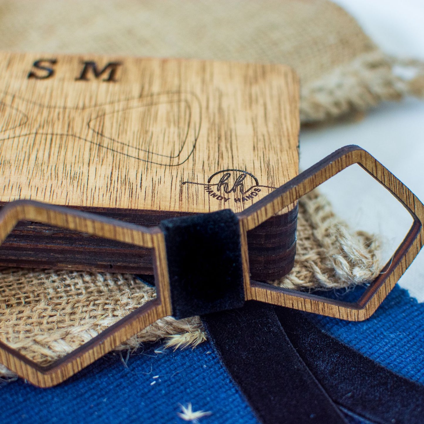 Papion din Lemn HH308, Handmade, in Cutie Premium Personalizata
