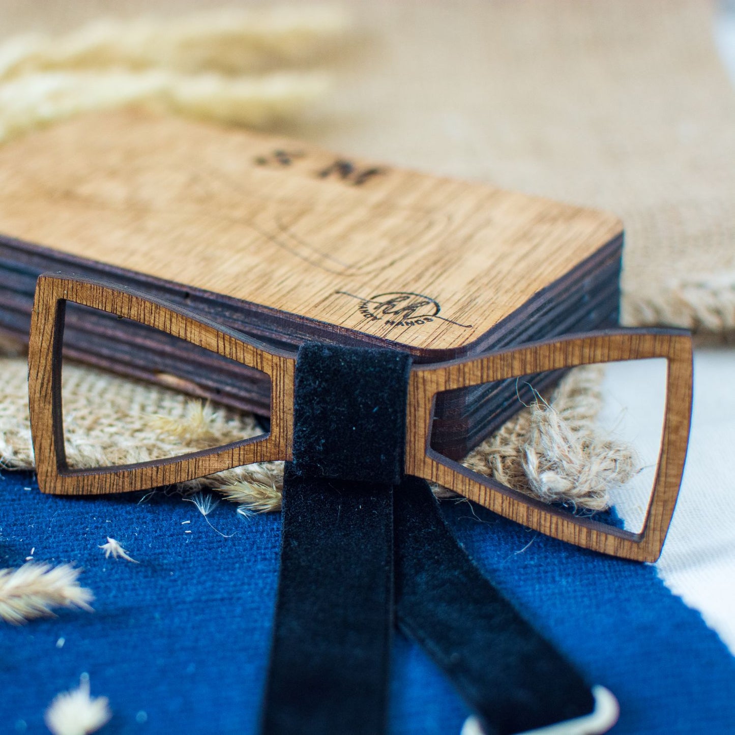 Papion din Lemn HH310, Handmade, in Cutie Premium Personalizata