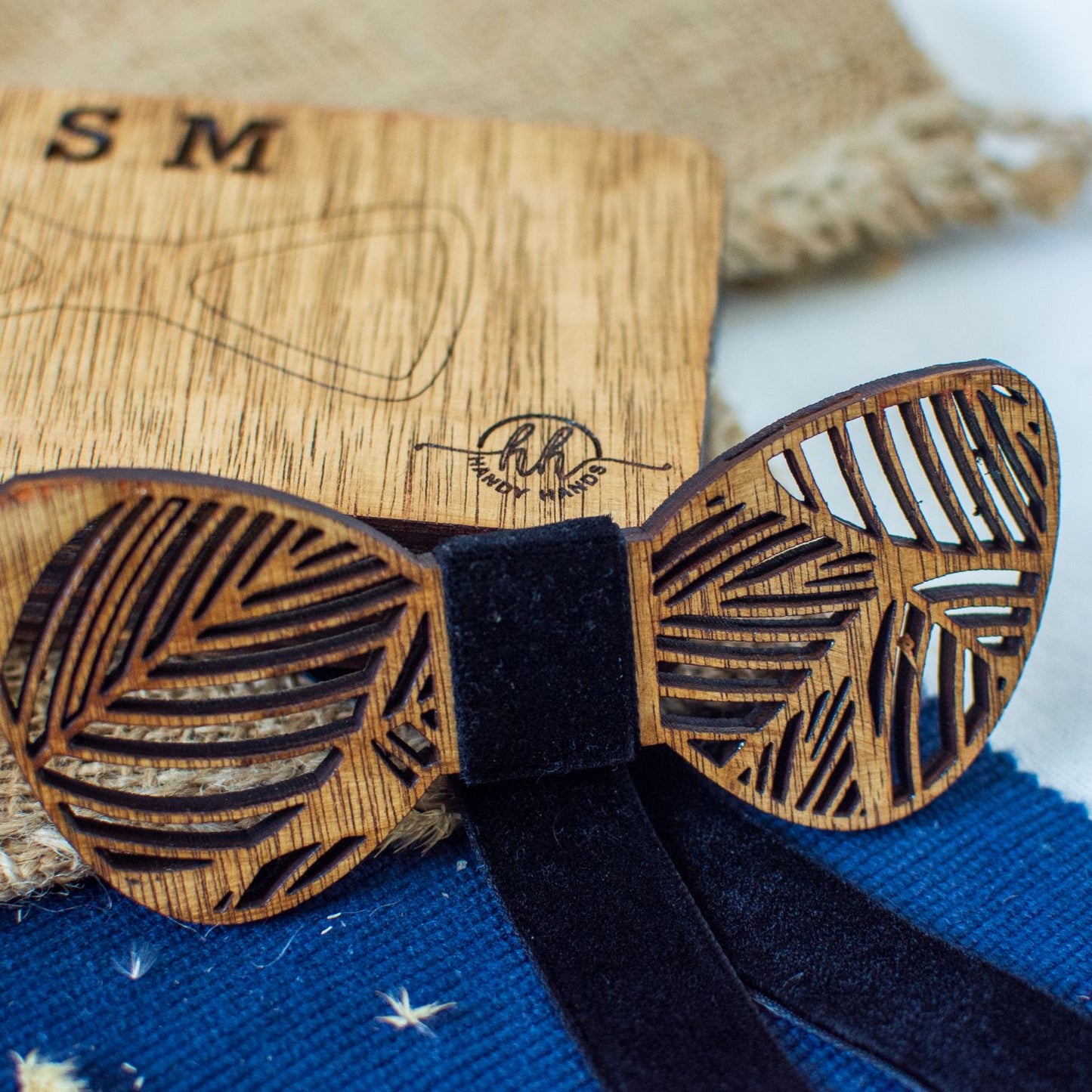 Papion din Lemn HH312, Handmade, in Cutie Premium Personalizata