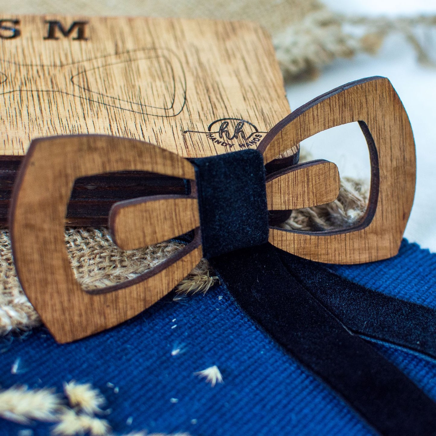 Papion din Lemn HH314, Handmade, in Cutie Premium Personalizata
