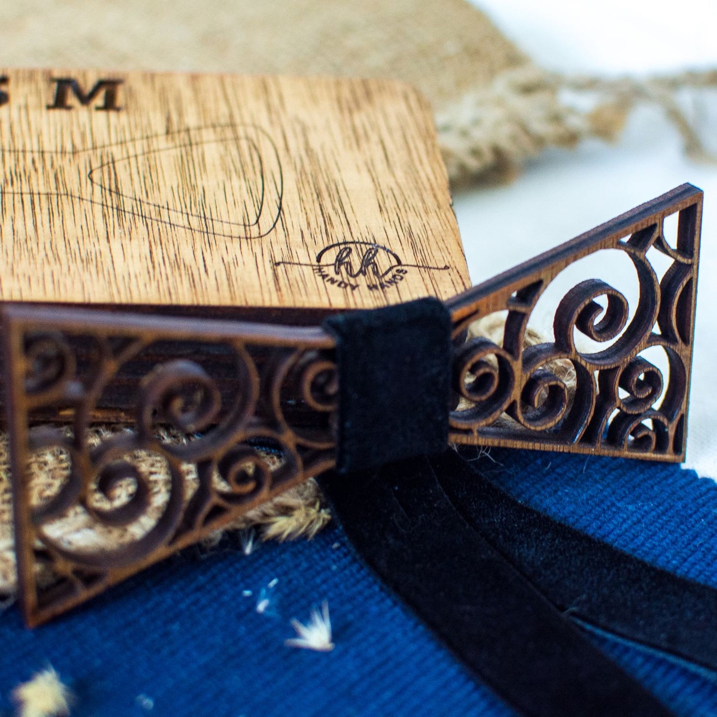 Papion din Lemn HH321, Handmade, in Cutie Premium Personalizata