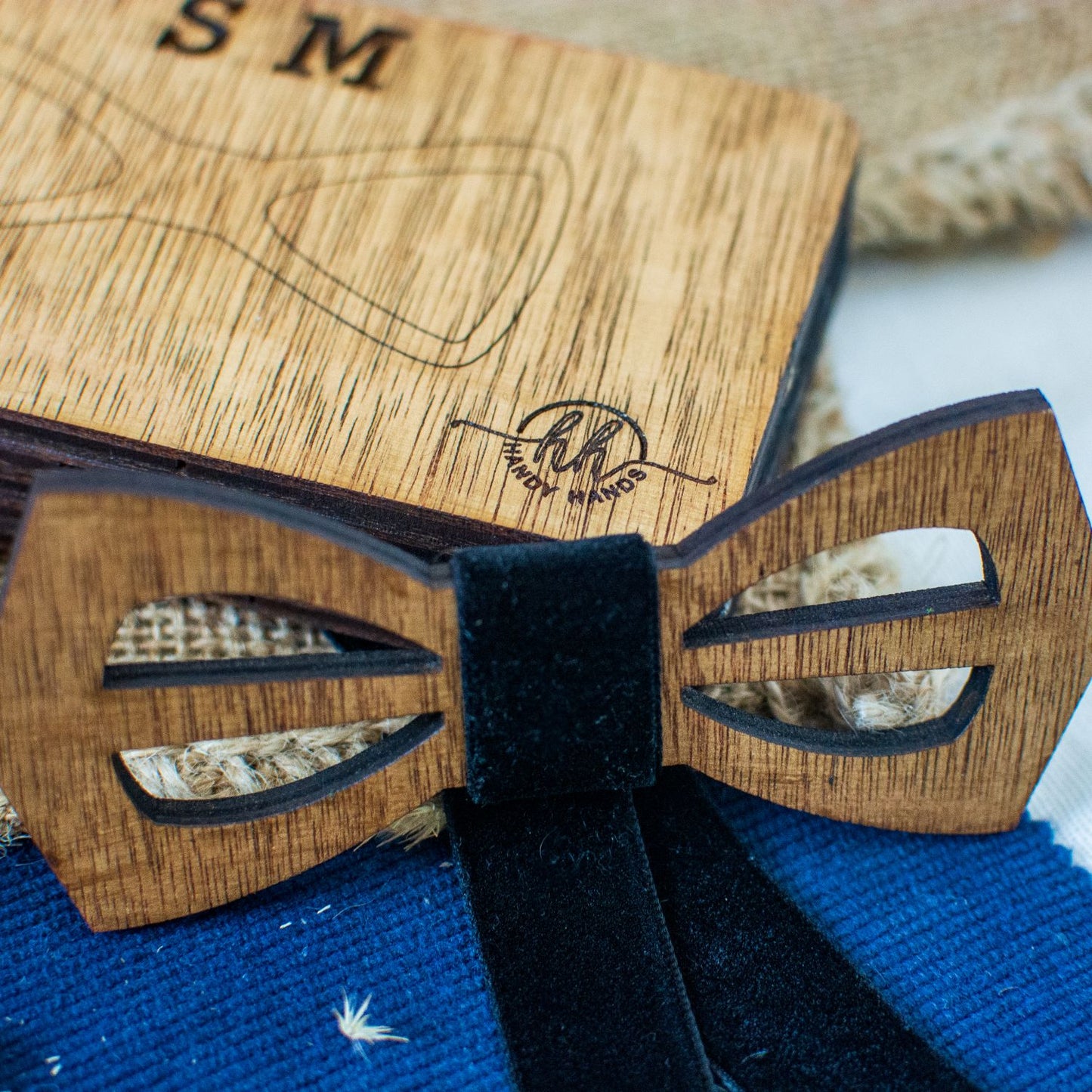 Papion din Lemn HH325, Handmade, in Cutie Premium Personalizata