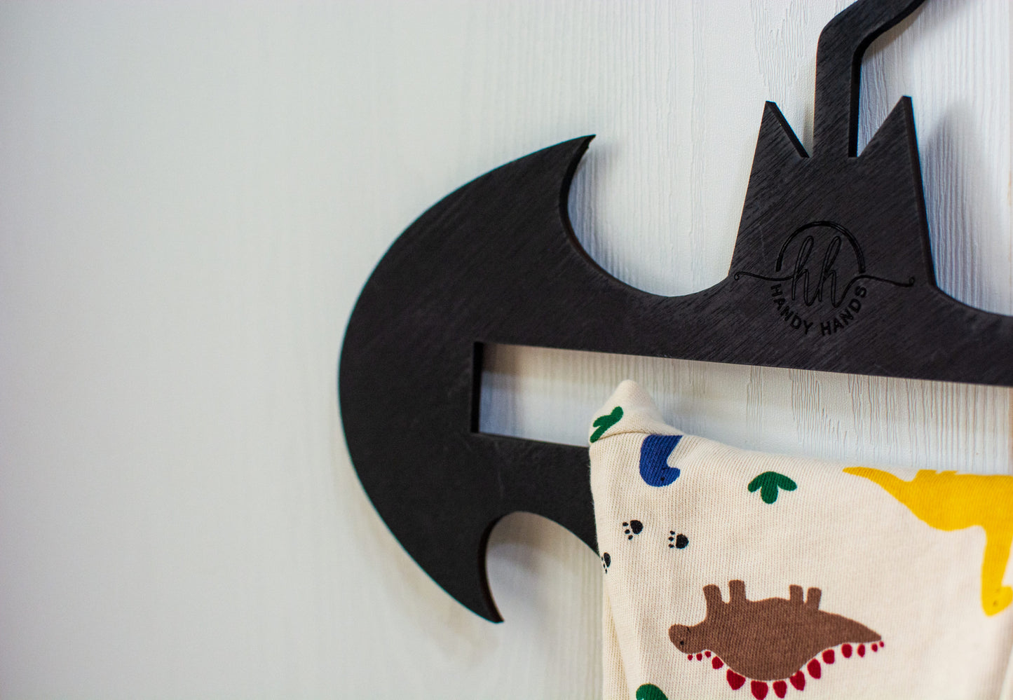 Umeras Personalizabil HandyHands din lemn Batman 44 cm x 27 cm