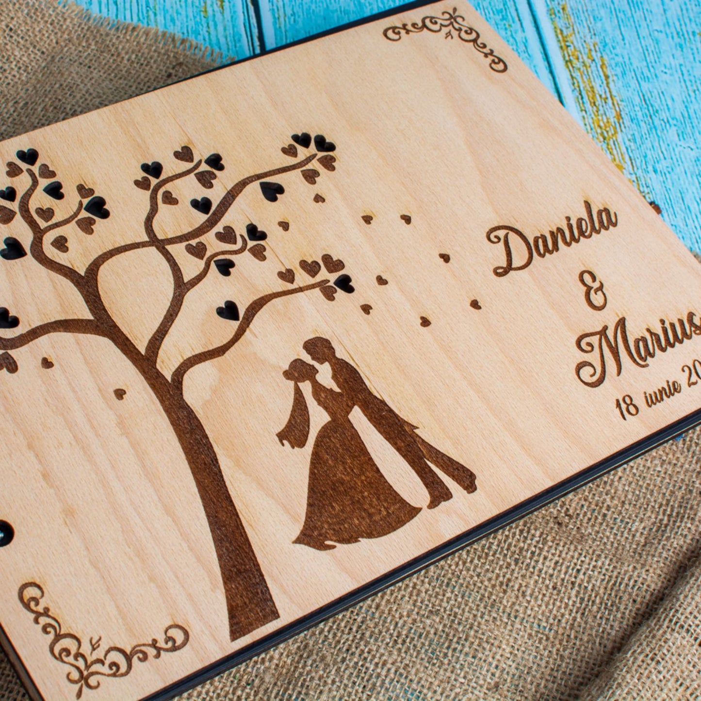 Album Foto GuestBook Nunta HH1586 Personalizat din lemn - Frunze Inima
