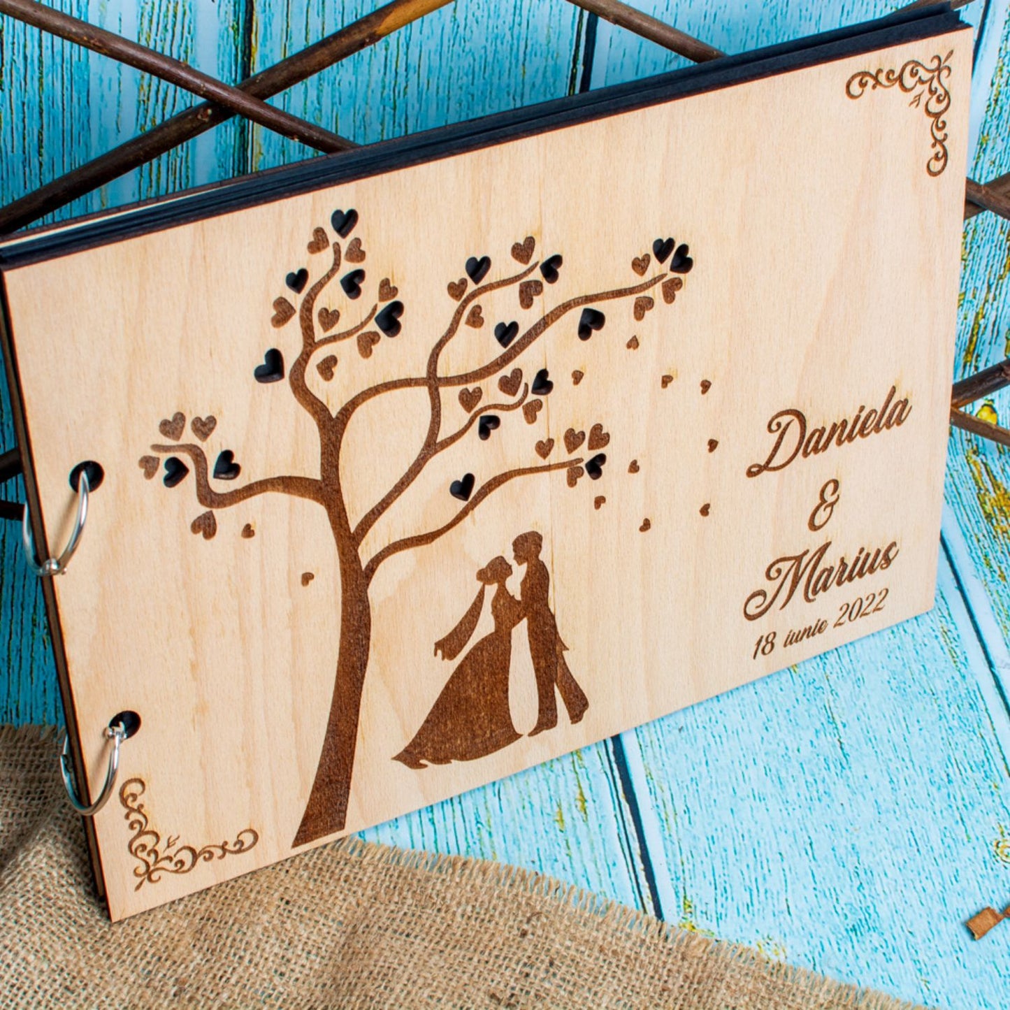 Album Foto GuestBook Nunta HH1586 Personalizat din lemn - Frunze Inima