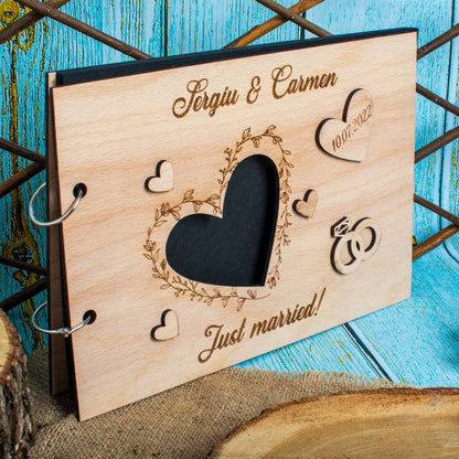 Album Foto GuestBook Nunta HH1589 Personalizat din lemn Inimi 30 x 21