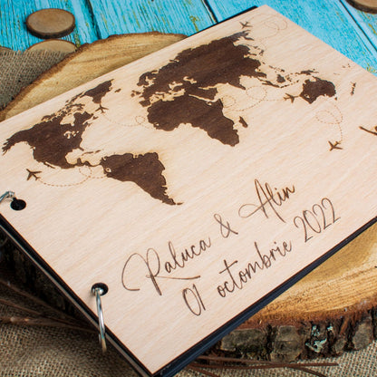 Album Foto GuestBook Nunta HH1610 Personalizat din lemn Inconjurul lumii Traseu Avioane 30 x 21 cm