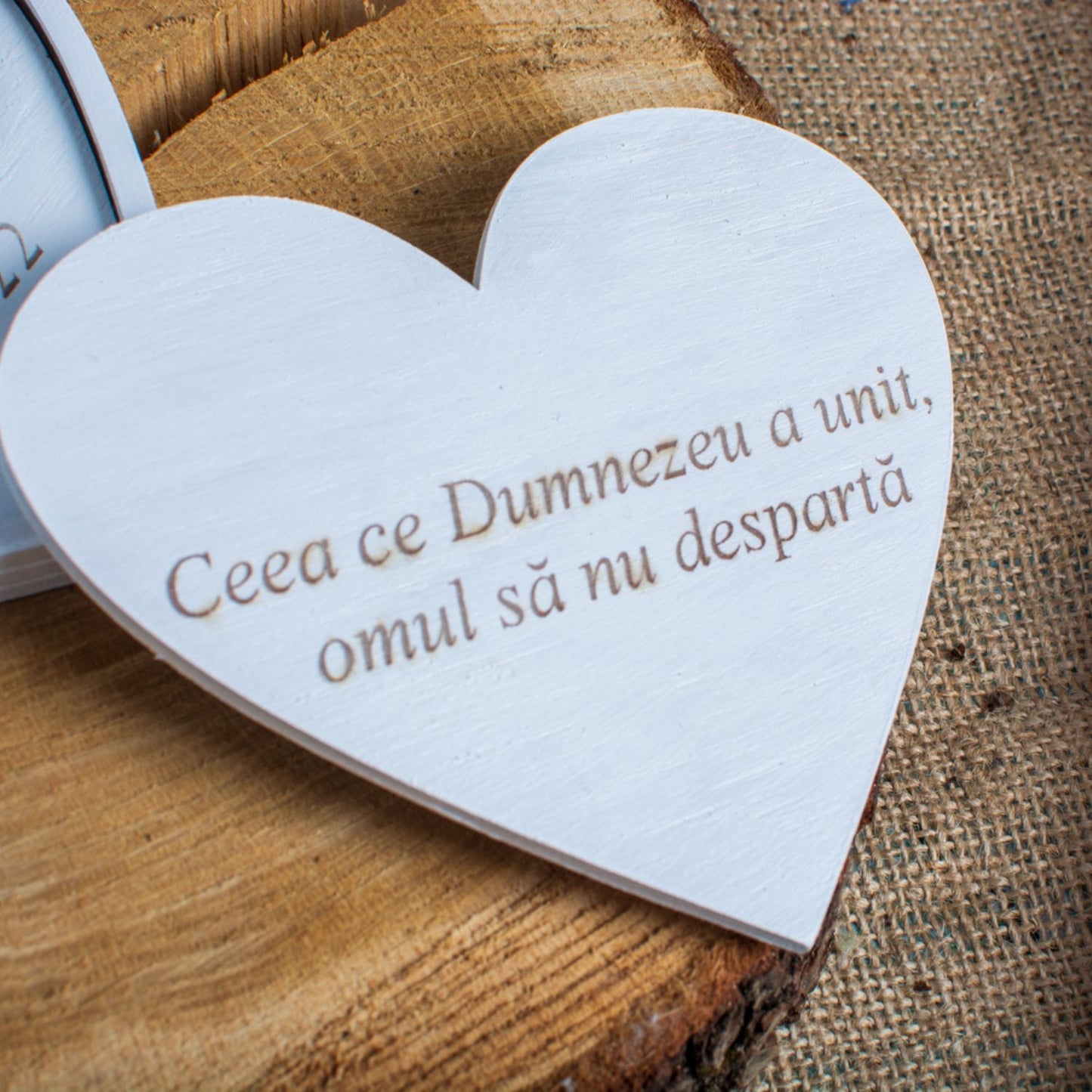 Cutie de Bijuterii Verighete Personalizata HH1602 din Lemn Alba Inima 14x12 cm
