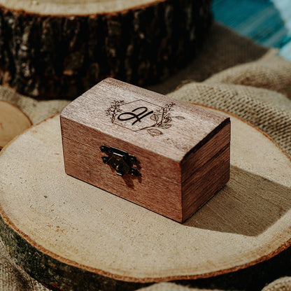 Cutie din lemn Dreptunghiulara HH982 Personalizata cu Accesoriu de Inchidere 9x5.5 cm