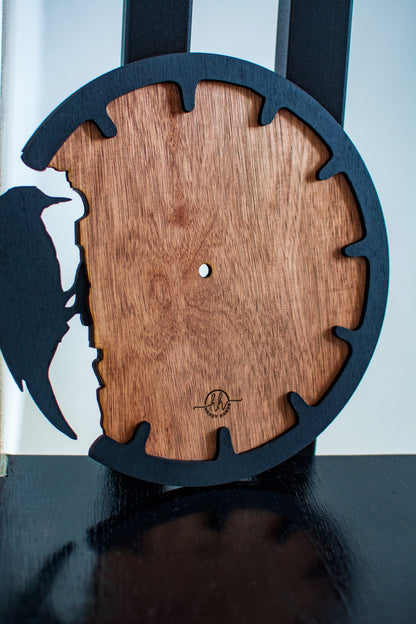 Ceas Personalizabil de lemn decorativ, Cea35, Ciocanitoare