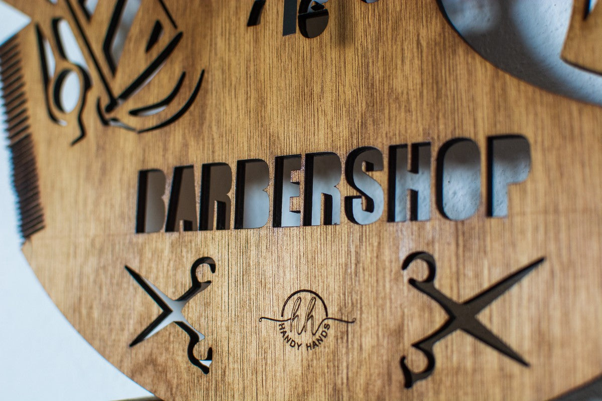 Ceas Decorativ Personalizabil din lemn Barbershop HH268