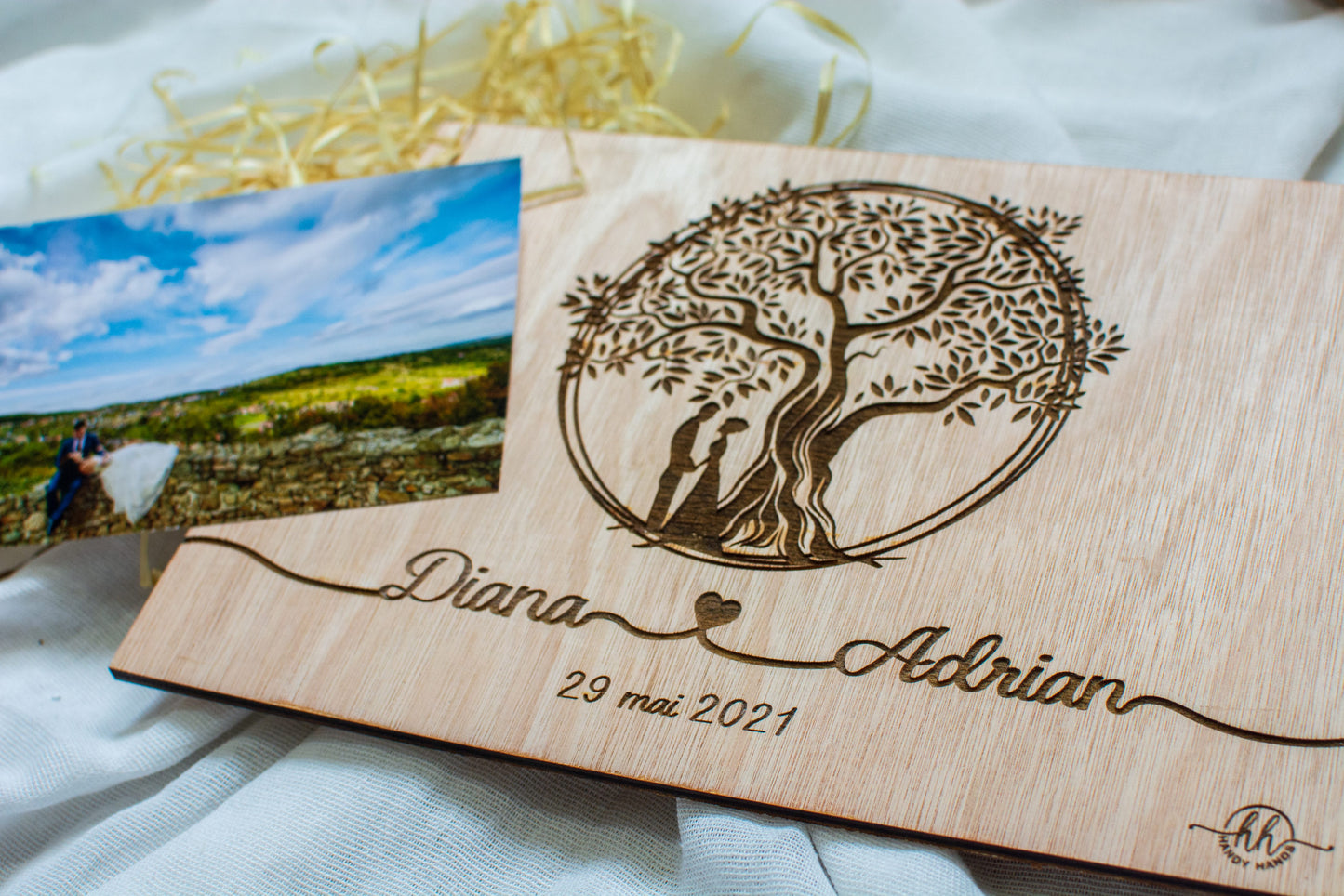 Album Foto de Nunta Personalizat din lemn GuestBook, Copacul Vietii 30 cm x 21 cm
