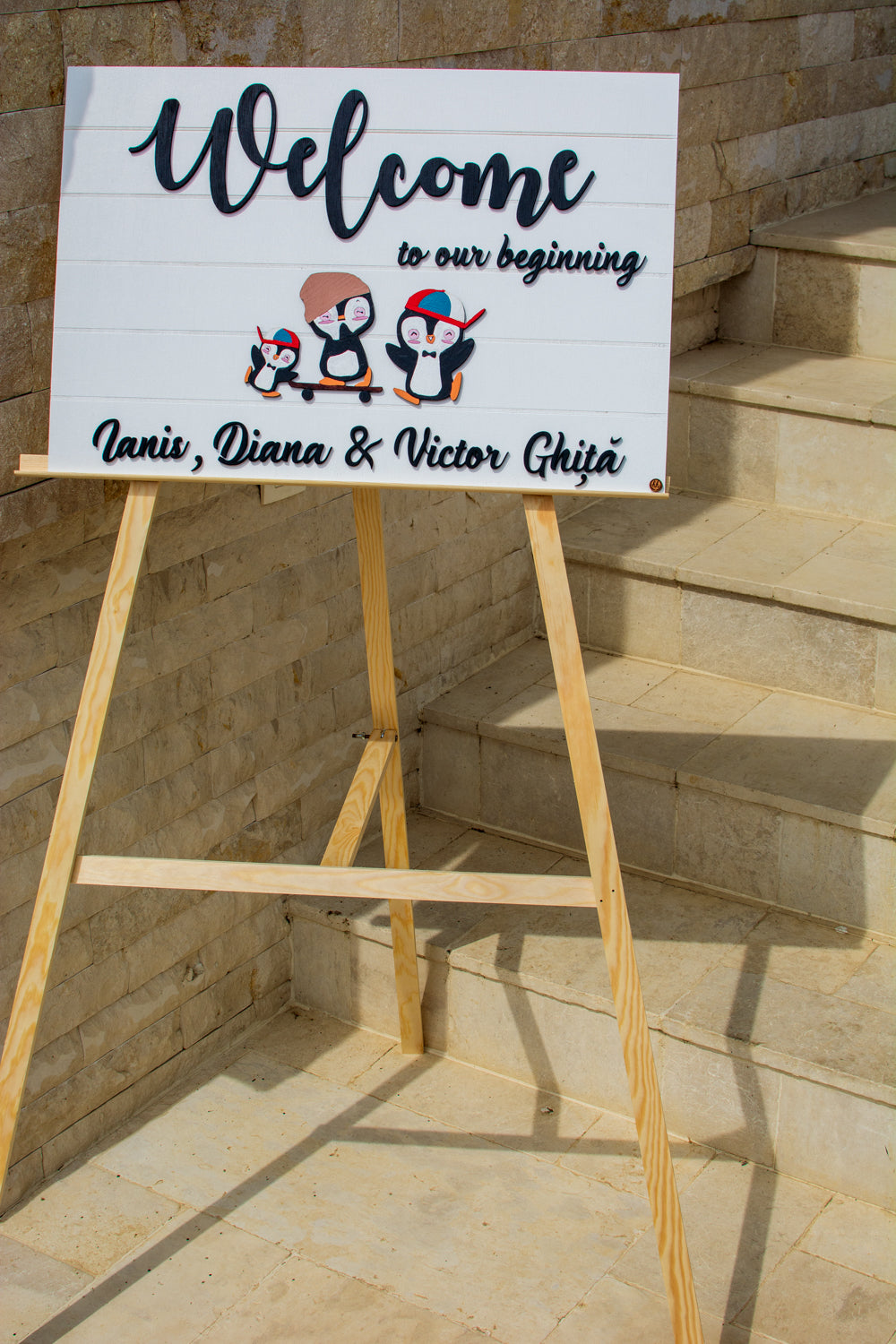 Panou Personalizat din lemn HH628 Intampinare Invitati Nunta Botez Eveniment Pinguini